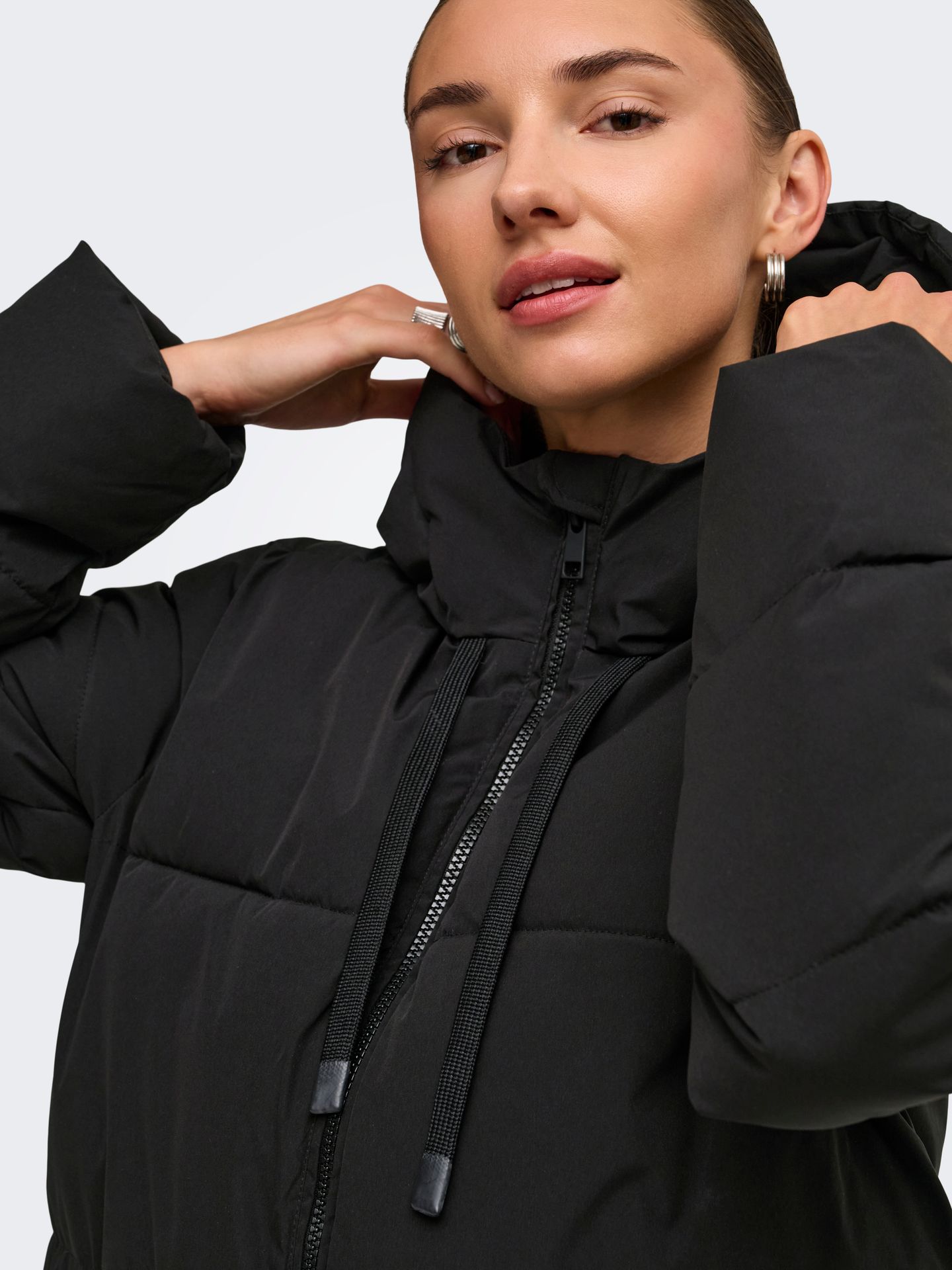 JDY JDYBLAIR LONG HOOD PUFFER OTW SIJ N Black/LEO AOP 2900169068010