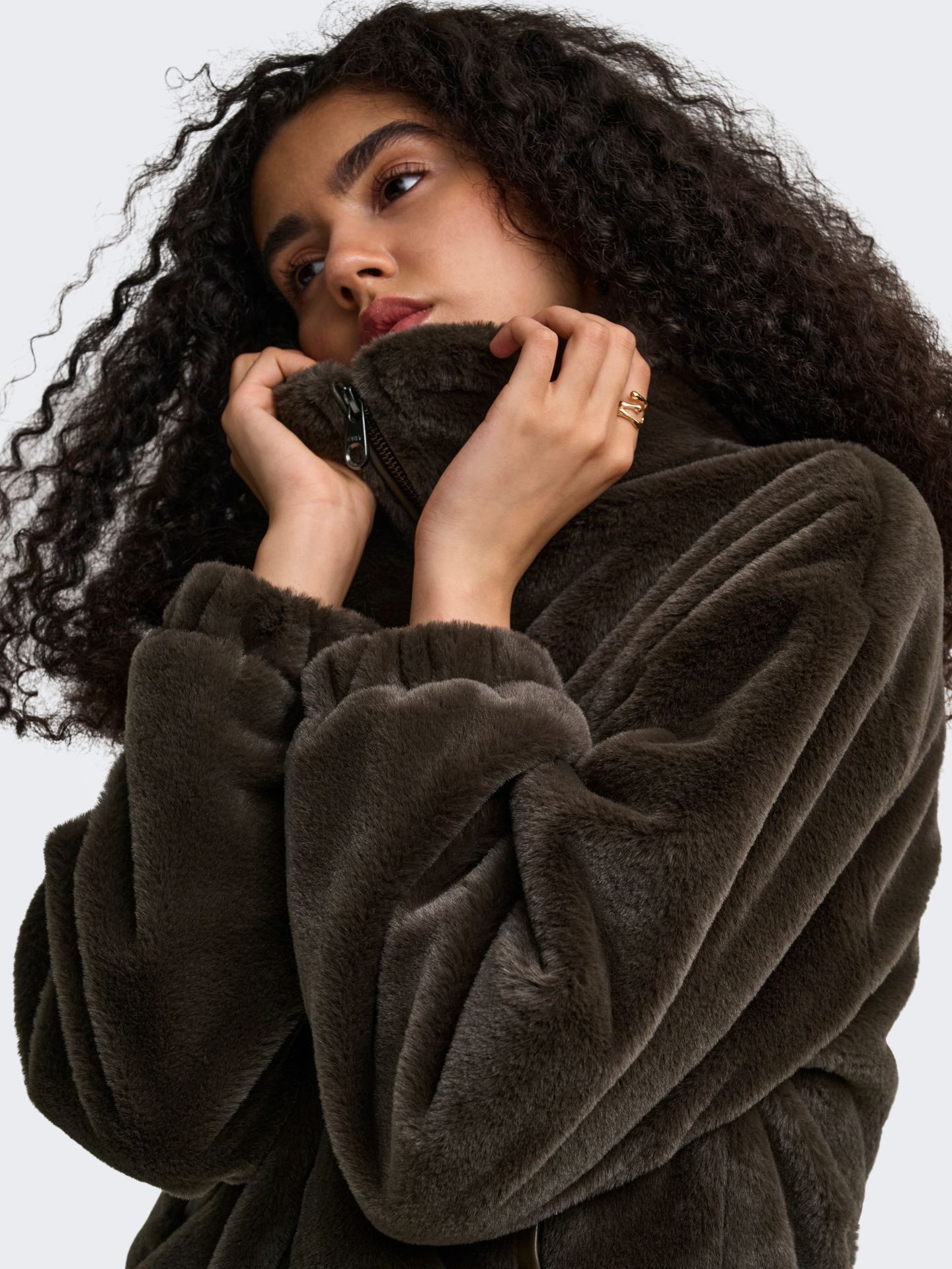 Only ONLDANA SOL FAUX FUR JACKET CC OTW Demitasse 2900169069024