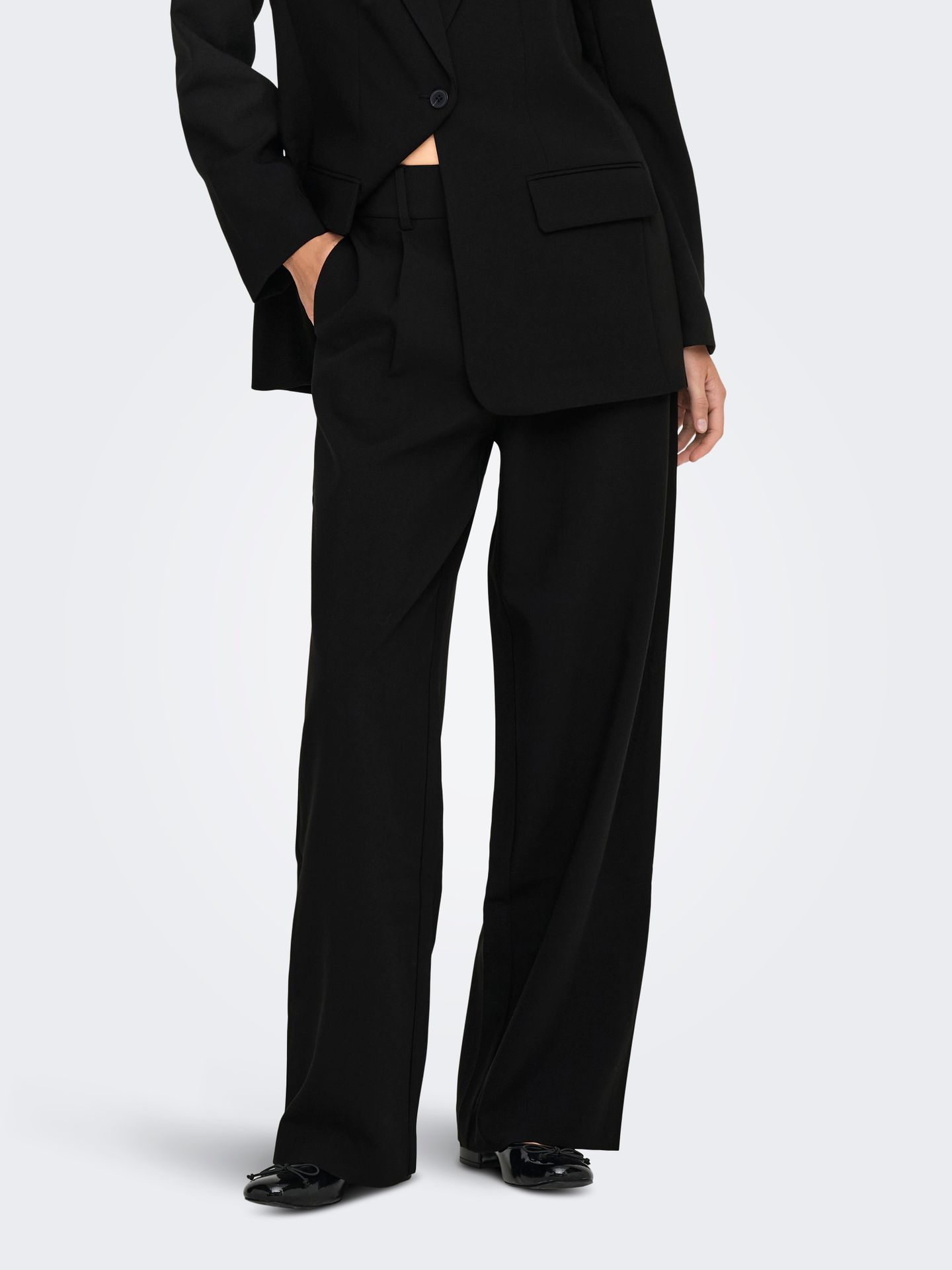 Only ONLLINDA-RAVEN HW STR PANTS TLR Black 00119998-EKA26011400000004