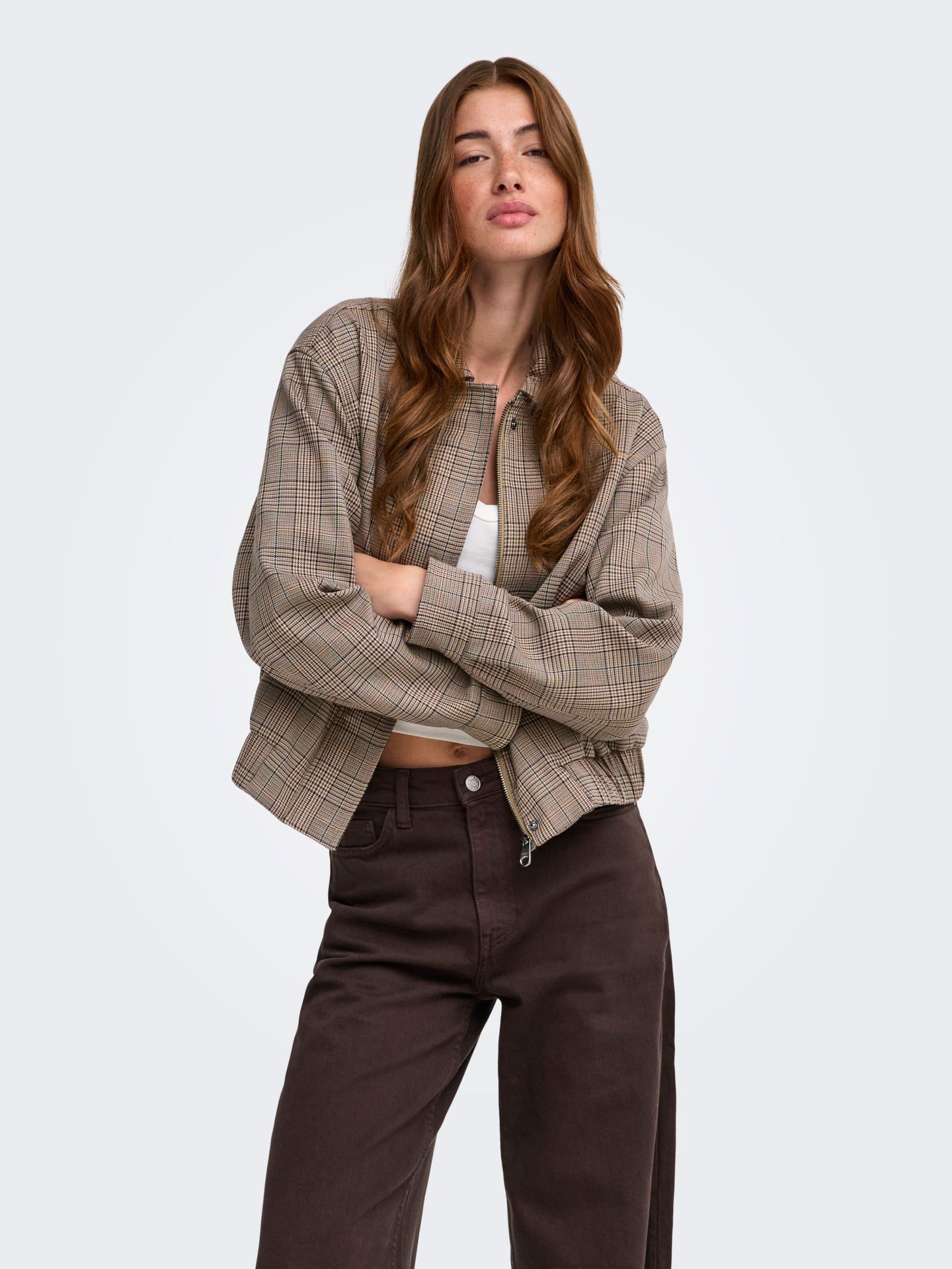 Only ONLURSULA CHECK BOMBER JACKET OTW Toasted Coconut/Leo Washed 00120040-EKA26011400000371