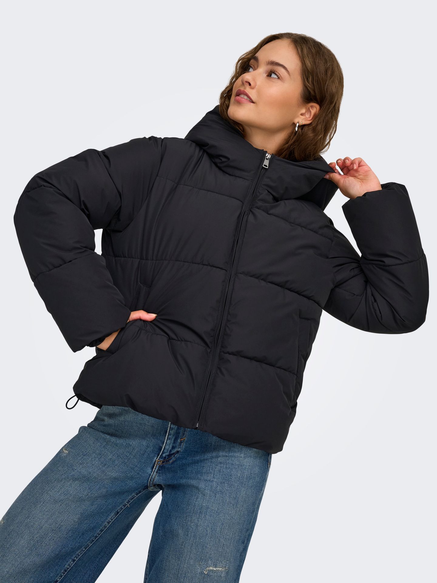 Only ONLJUTA SHORT PUFFER OTW NOOS Black 2900170107029