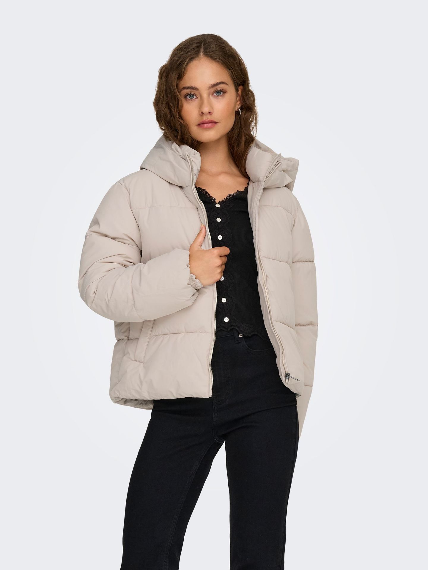 Only ONLJUTA SHORT PUFFER OTW NOOS Pumice Stone 2900169607028