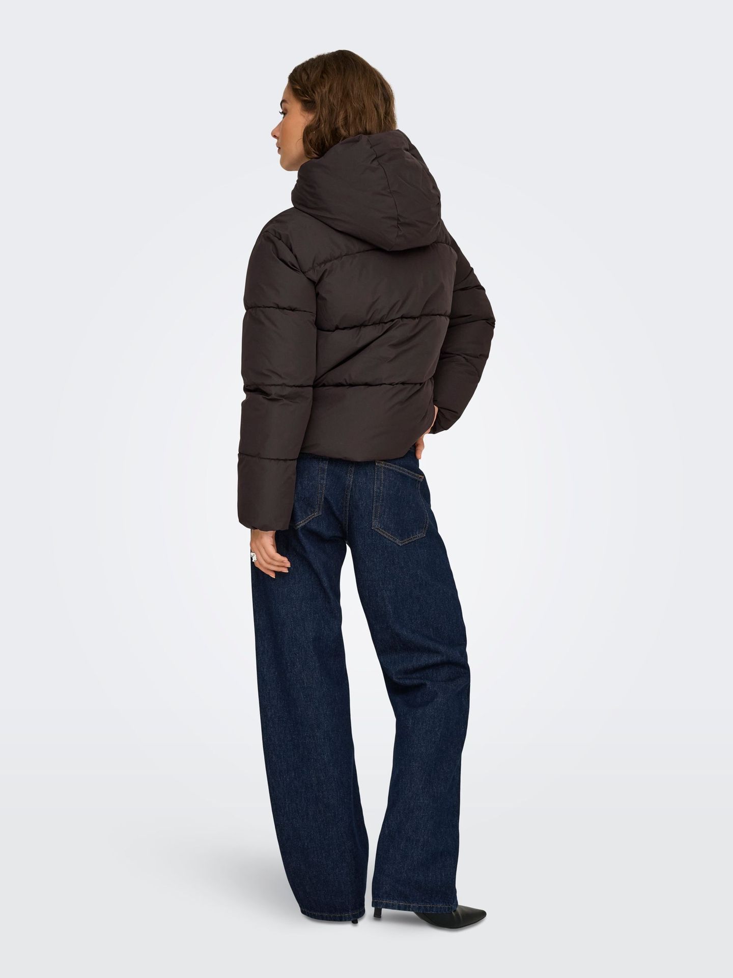 Only ONLJUTA SHORT PUFFER OTW NOOS Chocolate Torte 2900169608056