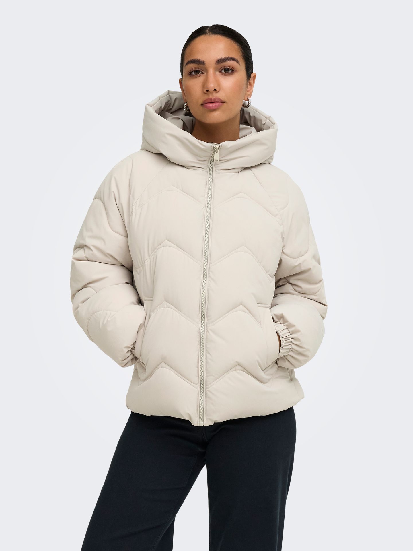 JDY JDYPOWER SHORT HOOD PUFFER OTW HAB Silver Lining 2900169703010