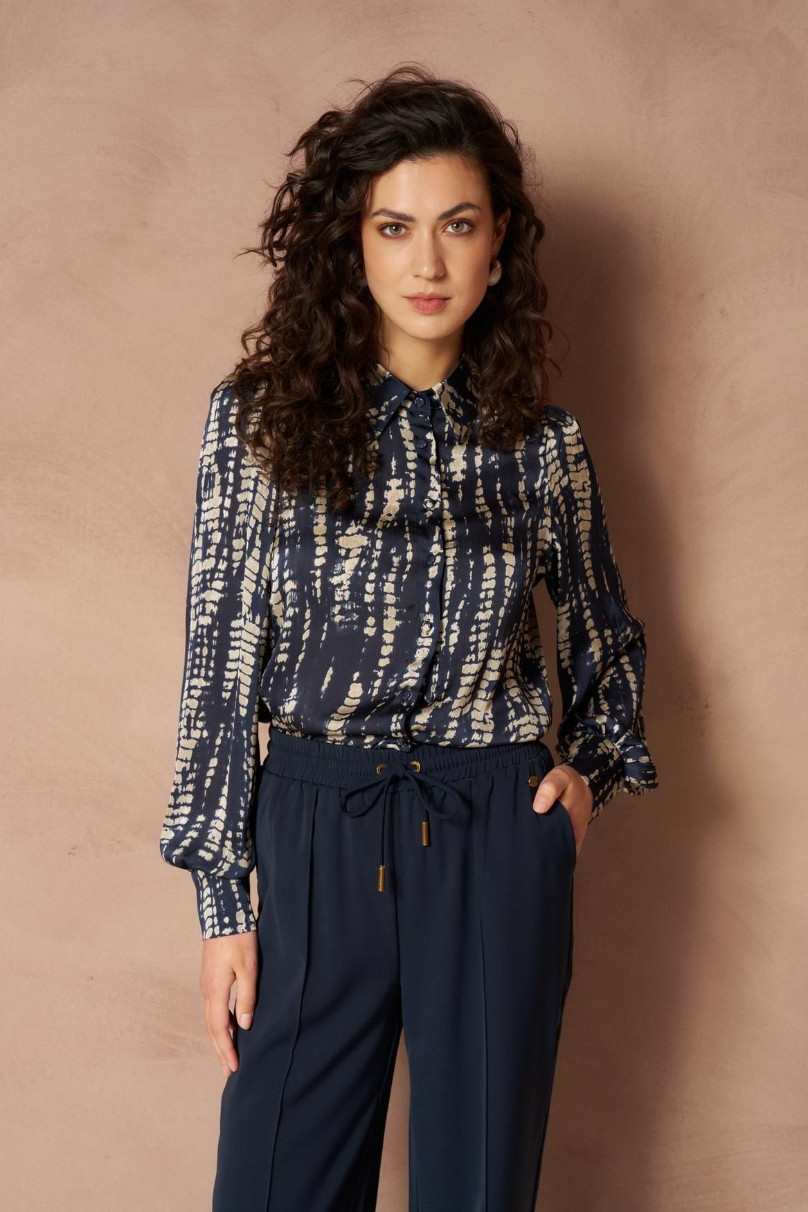 Lofty Manner Blouse Ira - Straight Marble 410 dark blue 2900169781063