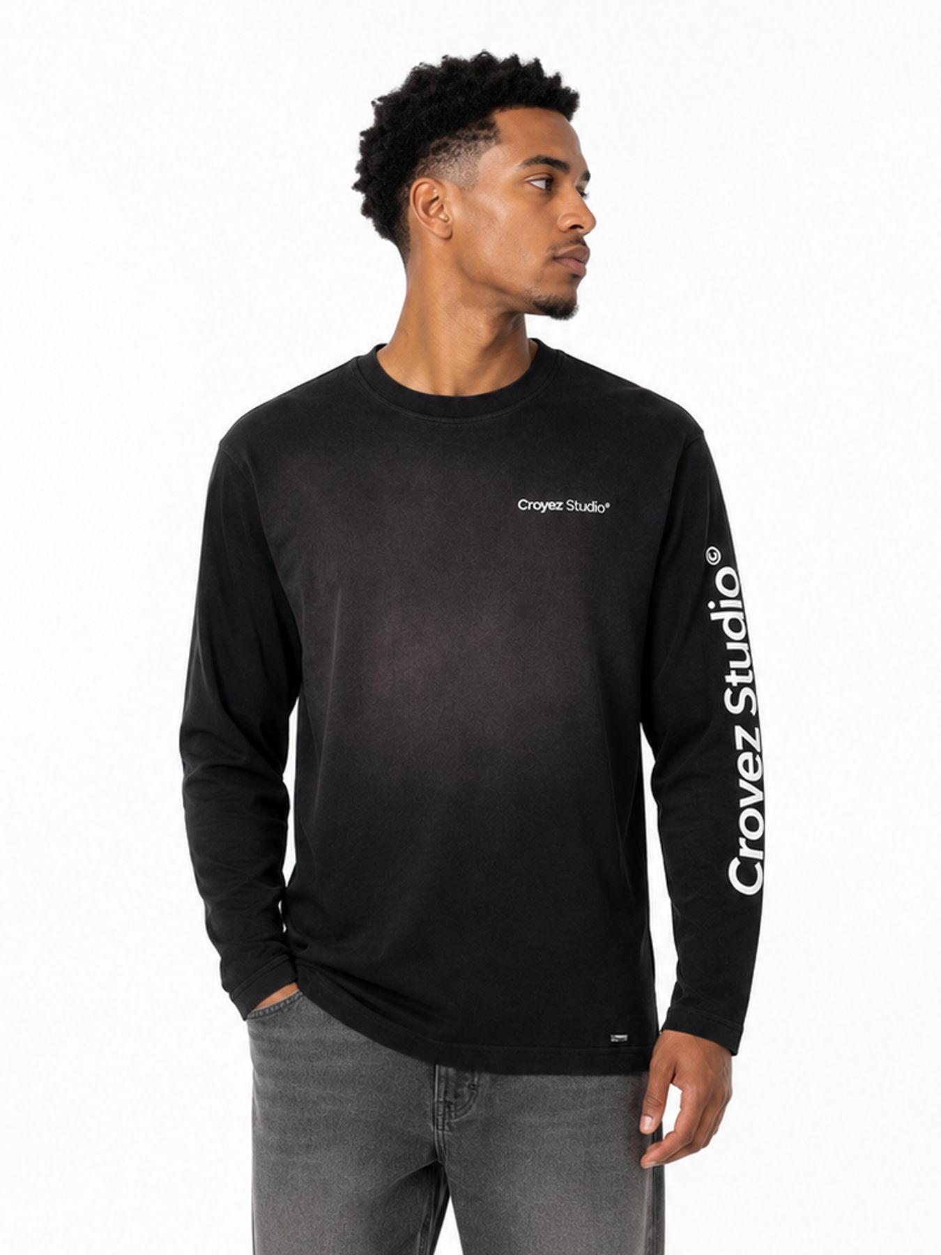 Croyez Croyez Studio Faded Longsleeve T-Shirt 49001 black 00120365-EKA26013600000006