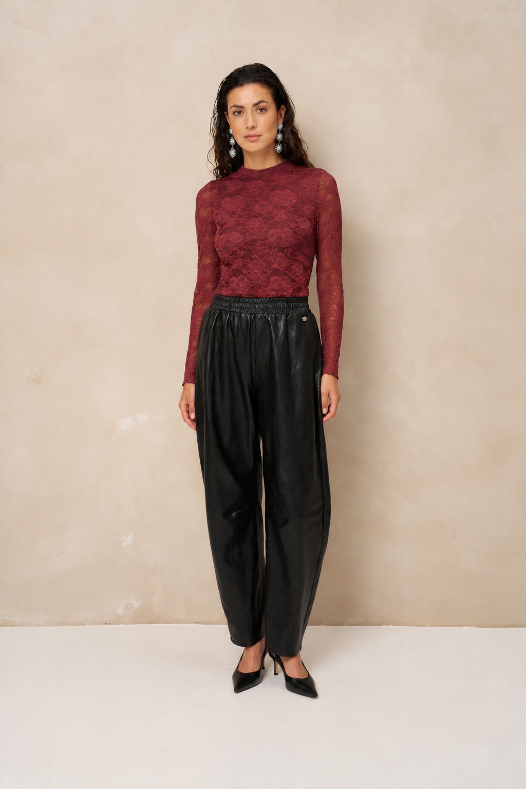 Lofty Manner Top Irea - Classic Lace 257 brick red 00120583-EKA26013300000098