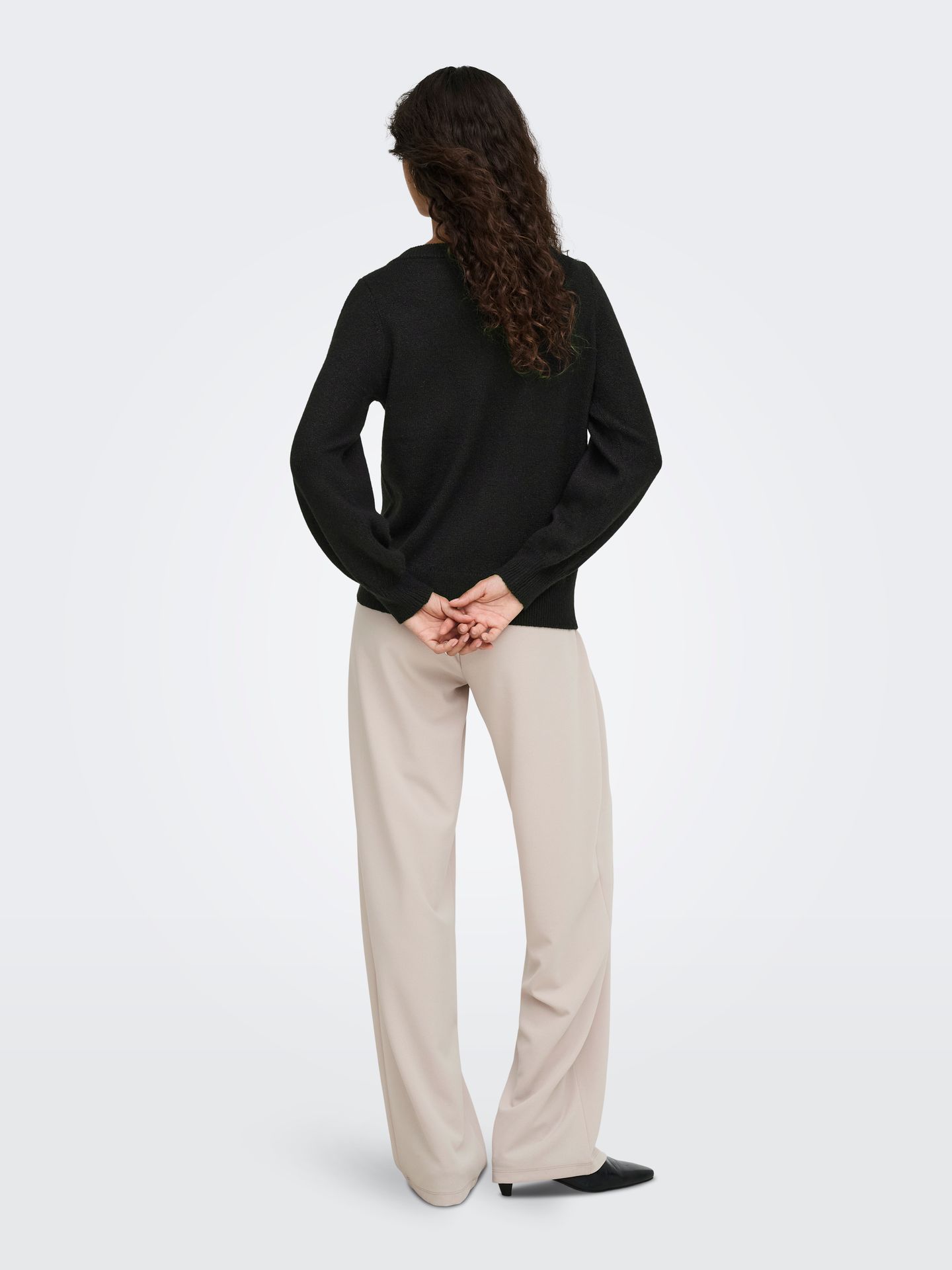 Only JDYRUE GLITTER L/S BOAT PULLOVE KNT Black/CLARA LEO 2900171079059
