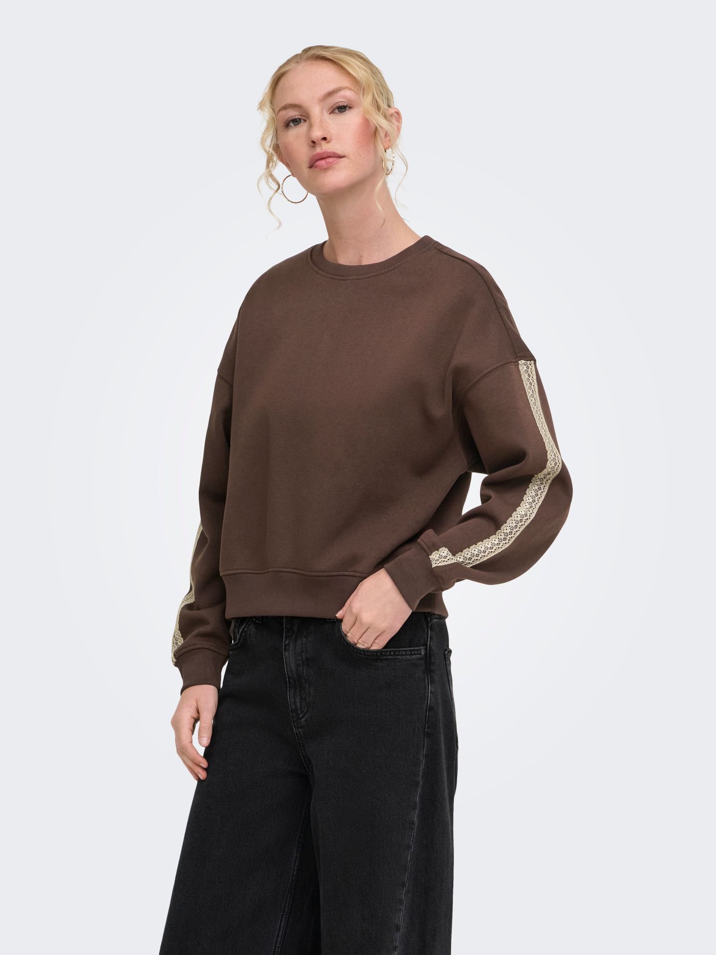 Only ONLBEAUTY L/S CREW NECK CS SWT Coffee Bean/Los Angeles - Californi 00120907-EKA26011400003596