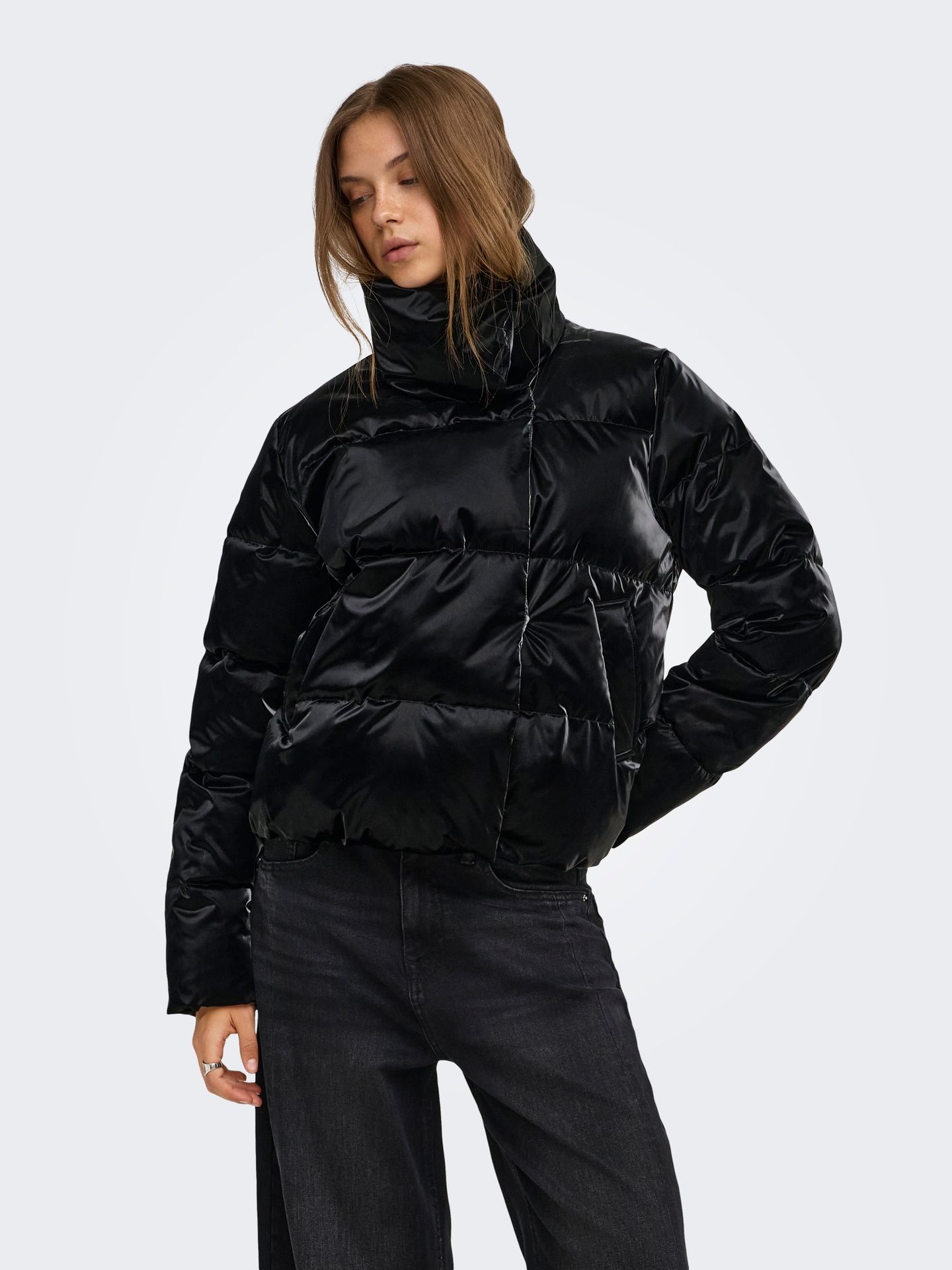 Only ONLBERGEN SHINY JACKET CC OTW Black 2900171143019