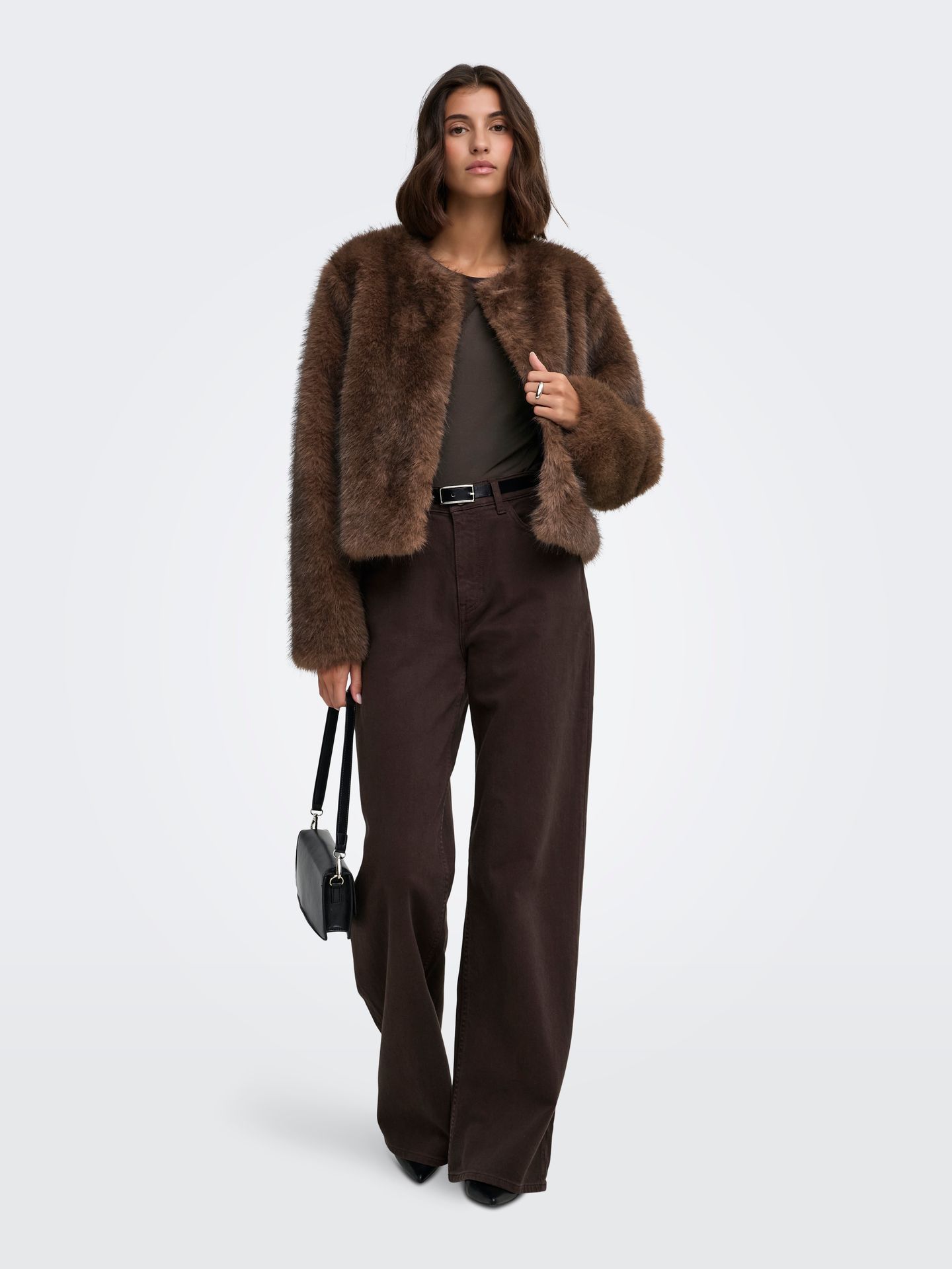 JDY JDYAMY FAUX FUR SHORT JACKET OTW QI Chocolate Torte/CLOUD DANCER 2900171236018