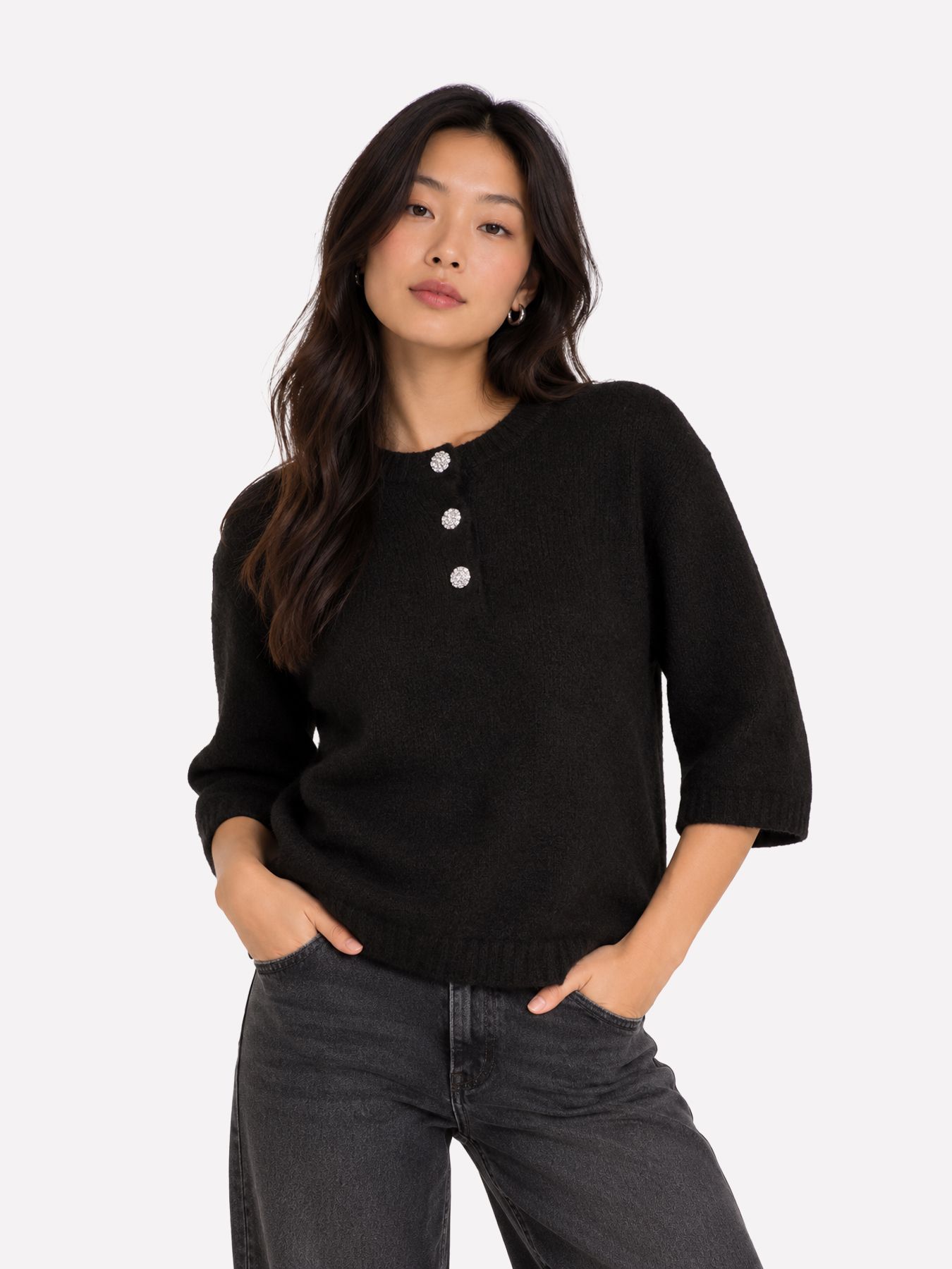 Only ONLMAGGIE SS BUTTON O-NECK CC KNT Black/CLARA LEO 00121477-EKA26011400000200