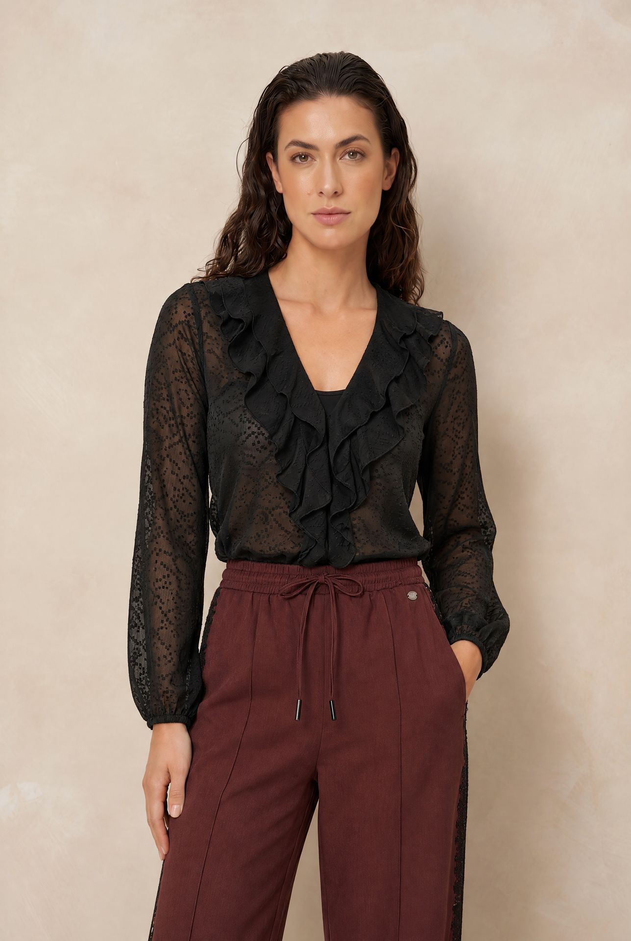 Lofty Manner Blouse Kio - Boho Ruffle 600 black 2900172398067
