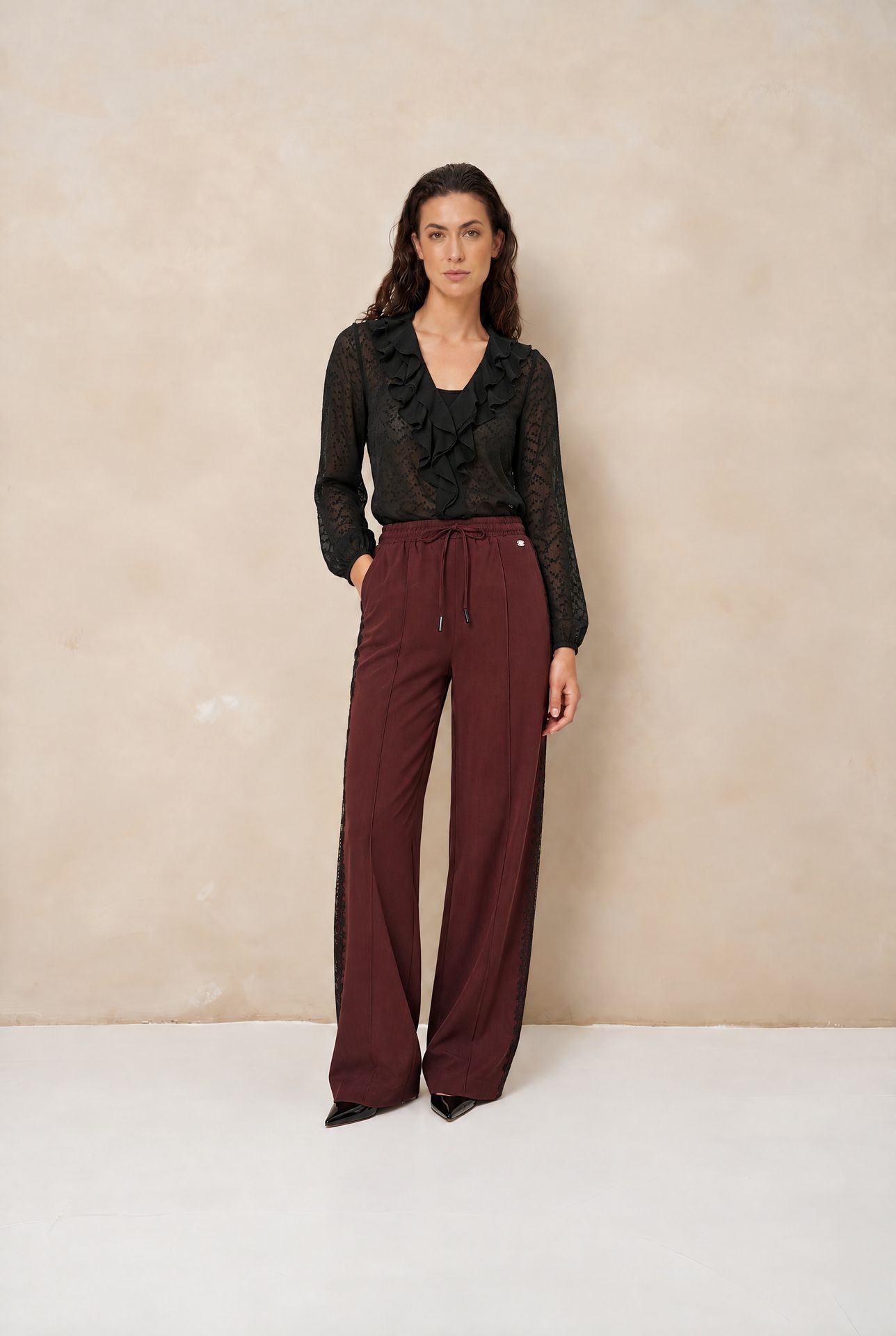 Lofty Manner Blouse Kio - Boho Ruffle 600 black 2900172398067