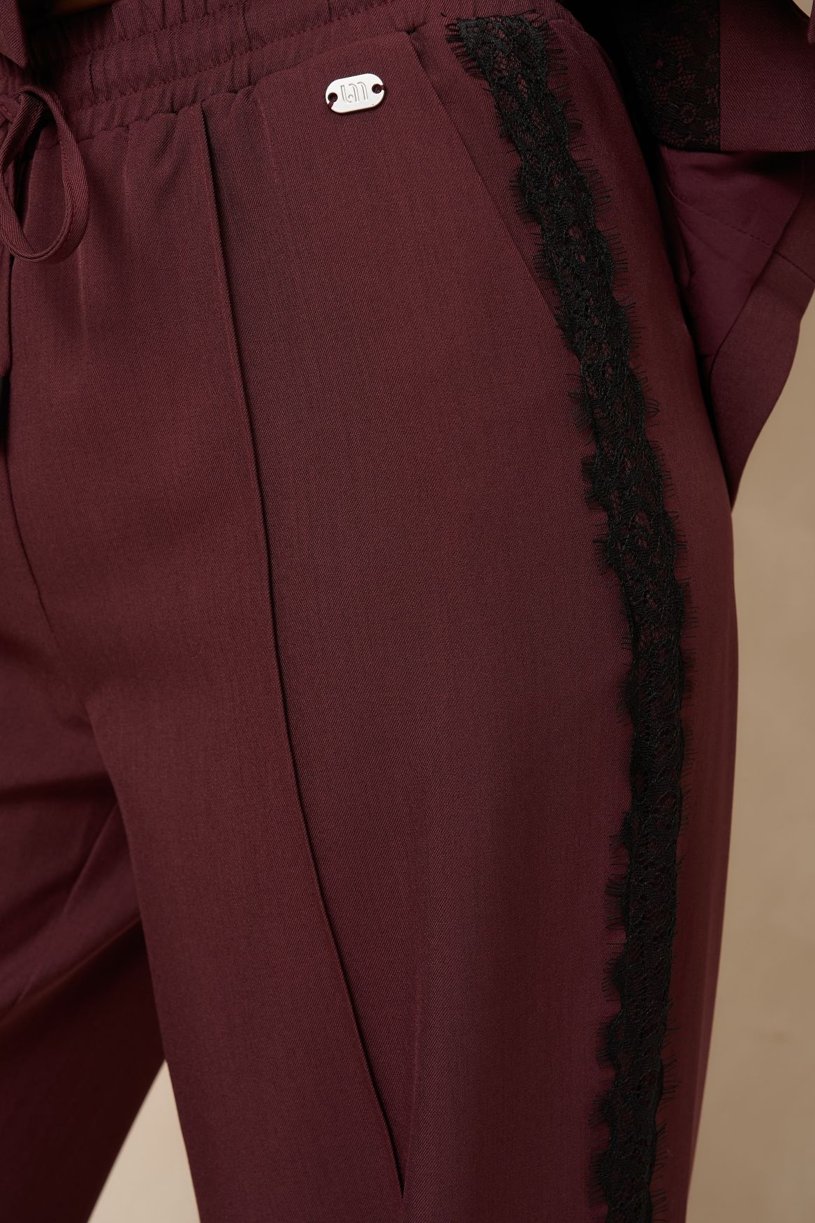 Lofty Manner Pant Koya - Lace Tape 258 burgundy 2900172402030