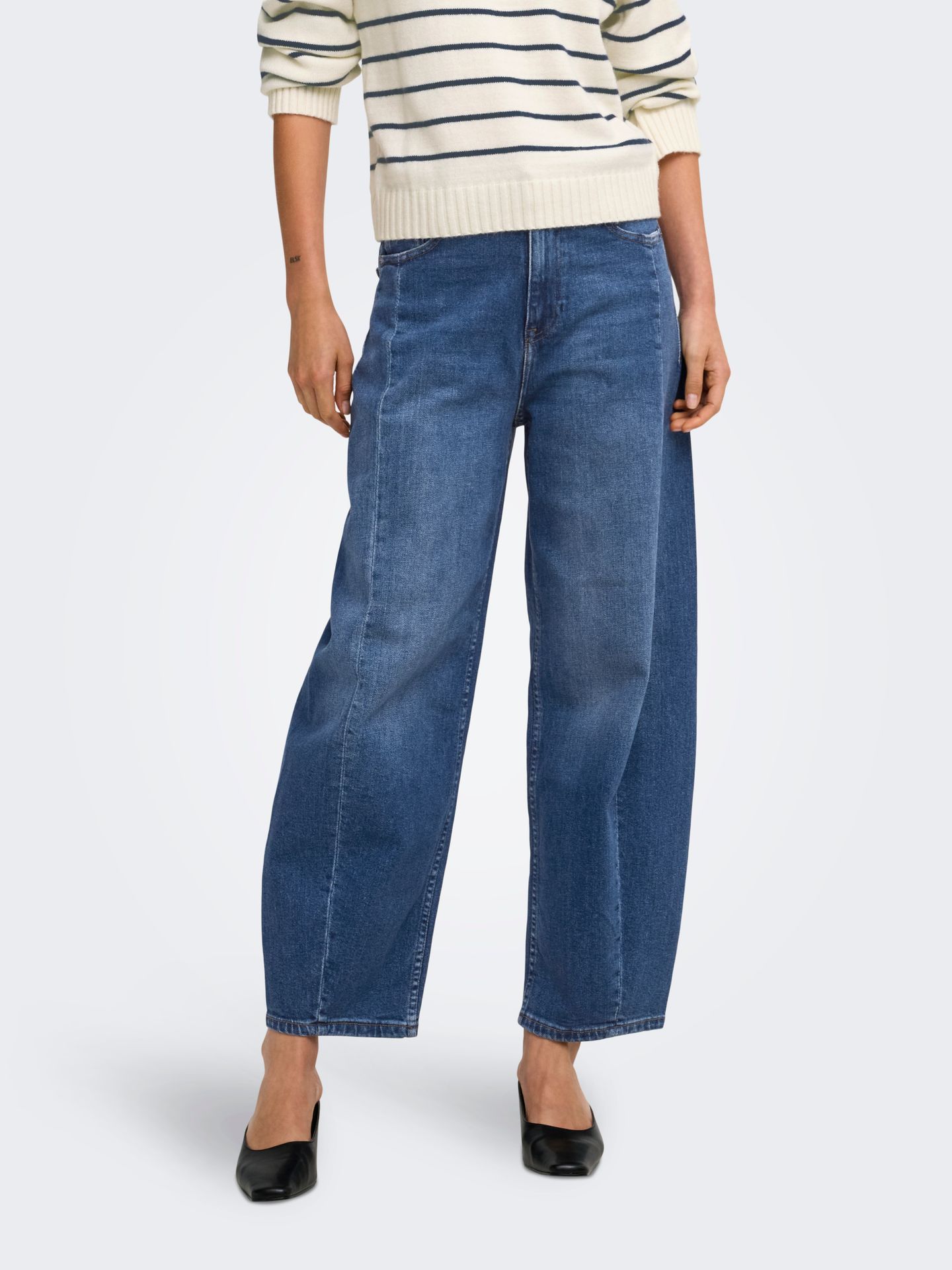 Only ONLJESSICA HW BARREL ANK DNM AZG622 Medium Blue Denim 00121677-EKA26011400000053