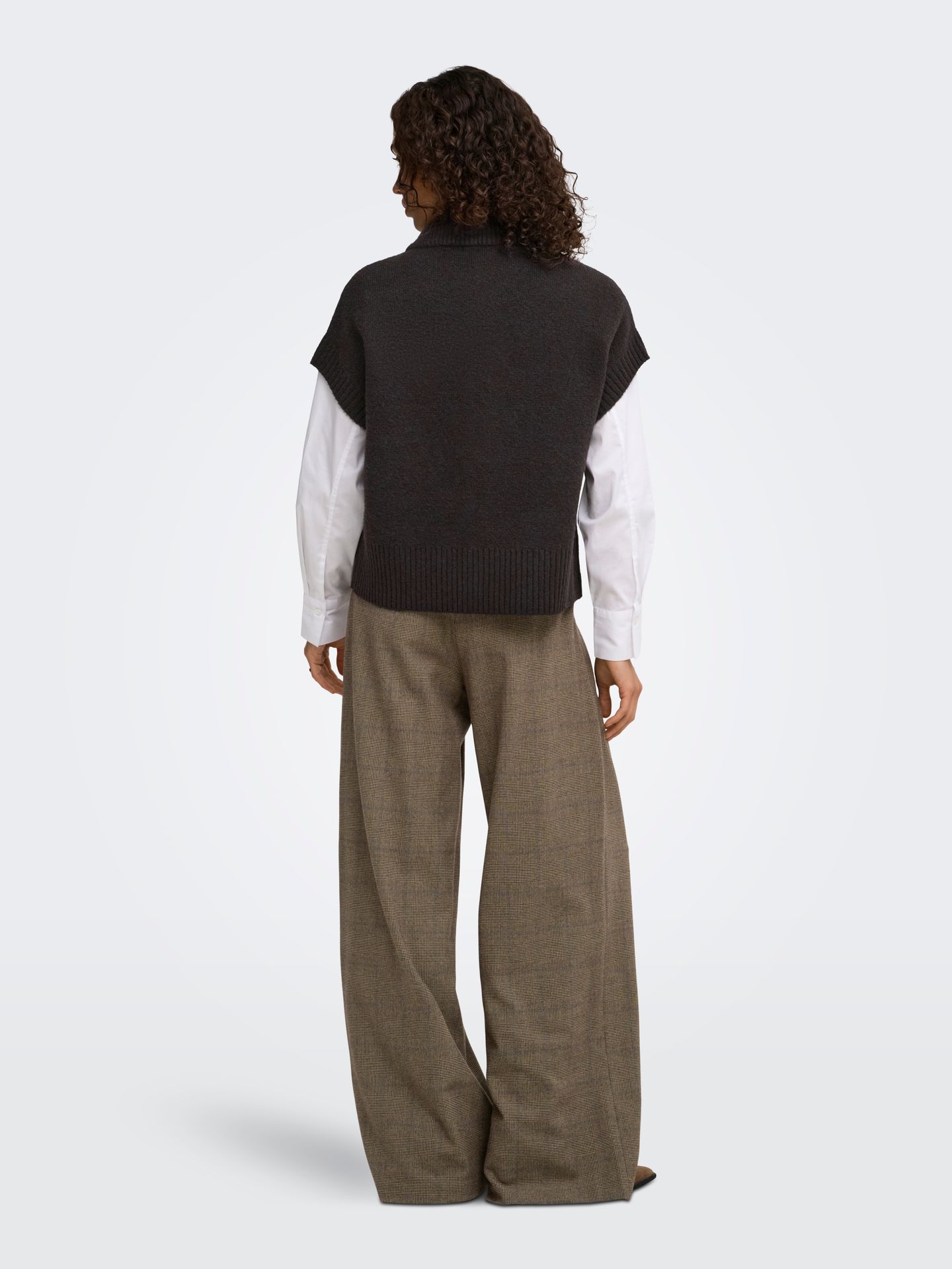 Only JDYLEA S/L HN 2WAY ZIP VEST KNT NOO Chocolate Torte/Black/birch stripe 2900172453025