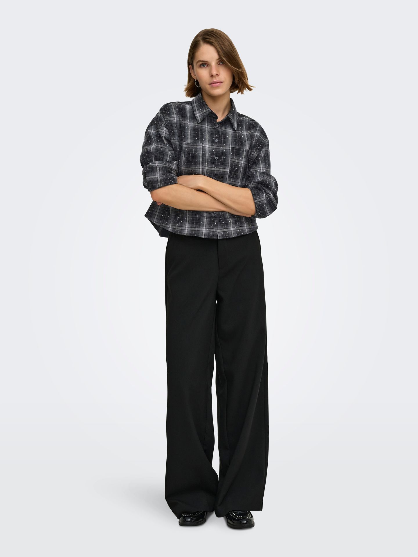 Only ONLILSTON LS GLITTER DETAIL SHIRT W Black/LEO AOP 2900172502044