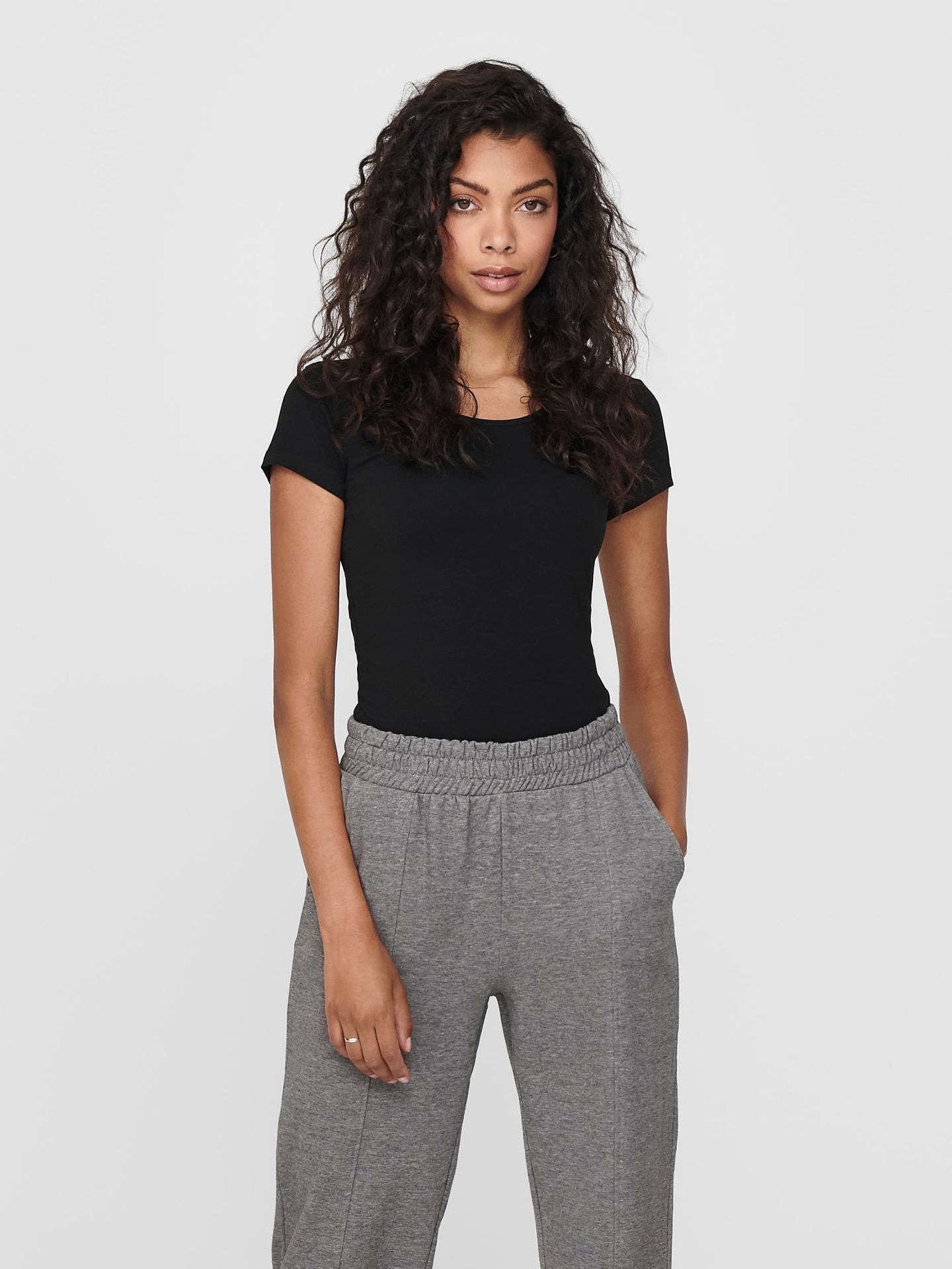 Only ONLLIVE LOVE LIFE S/S ONECK TOP NOO - Black Black 2900128492023