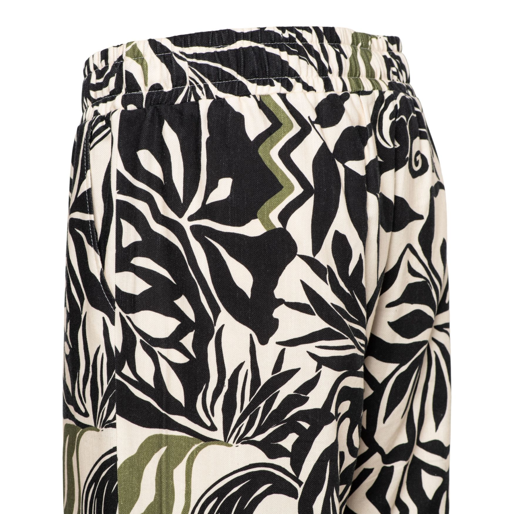 &Co Woman AVERY LEAF 52055 a-black multi 2900154476080