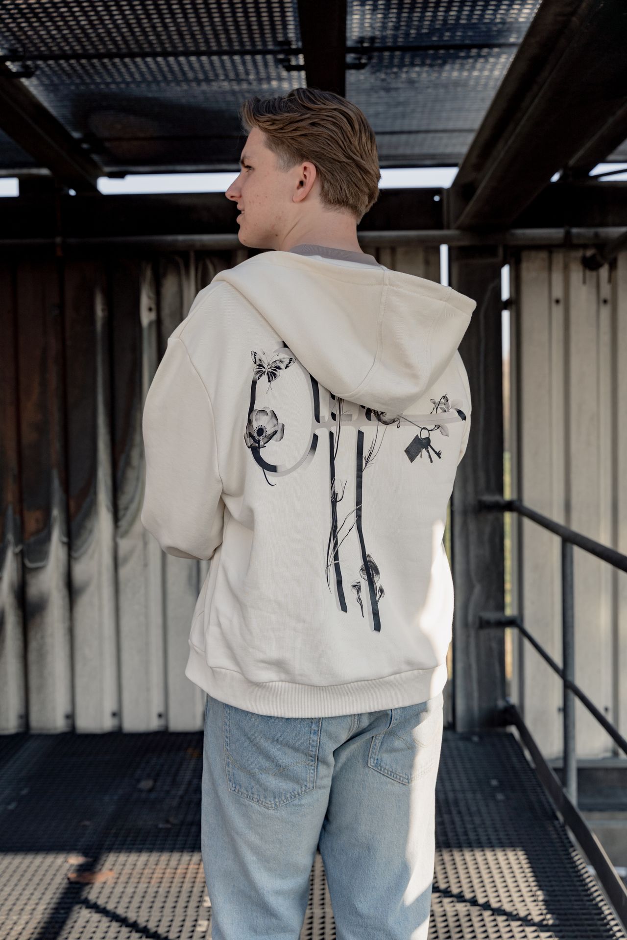 Off The Pitch Phantom Hood off white 2900163575040