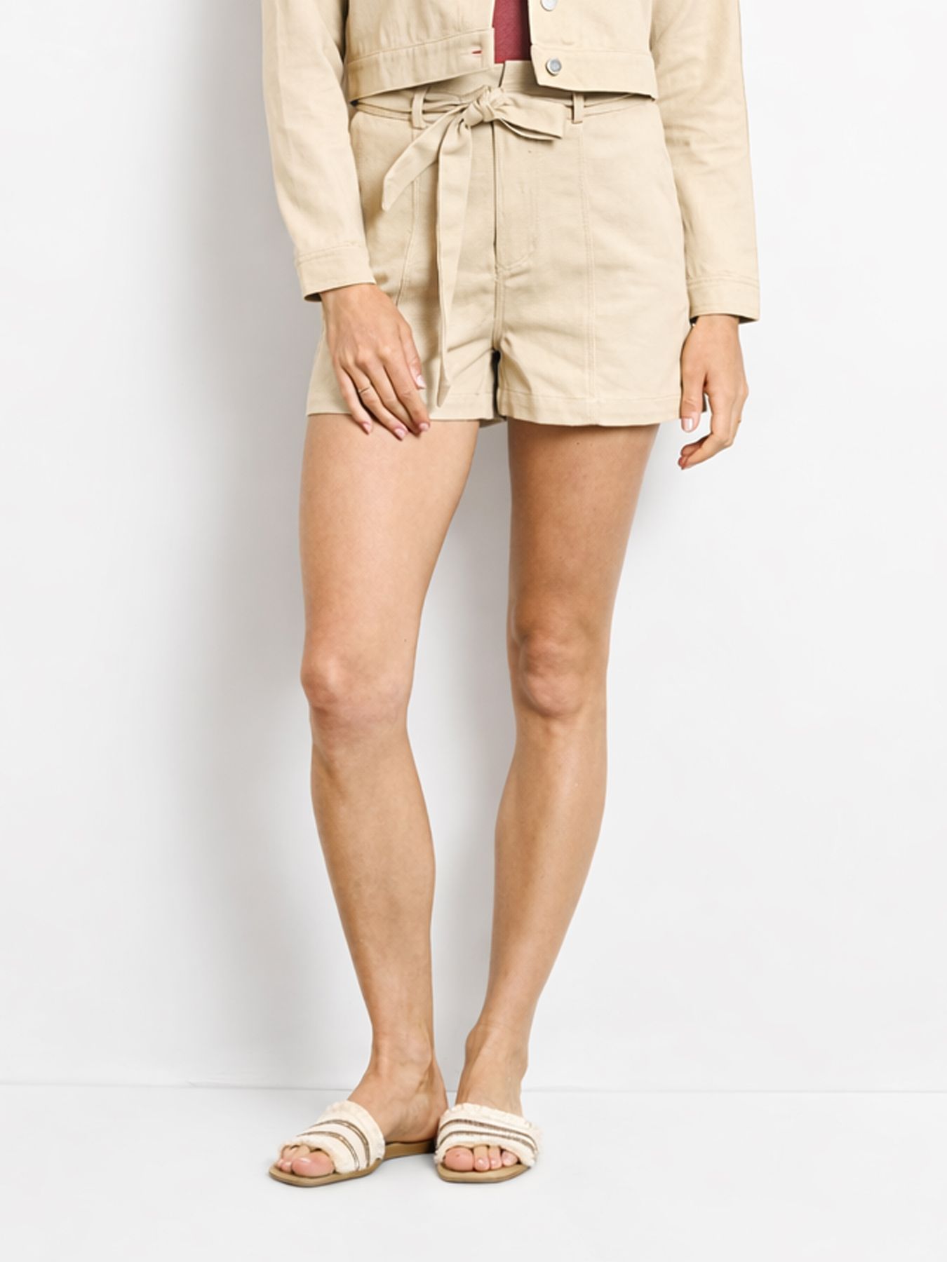 Lofty Manner Short Rixt 196 beige 00117815-EKA26013300000081