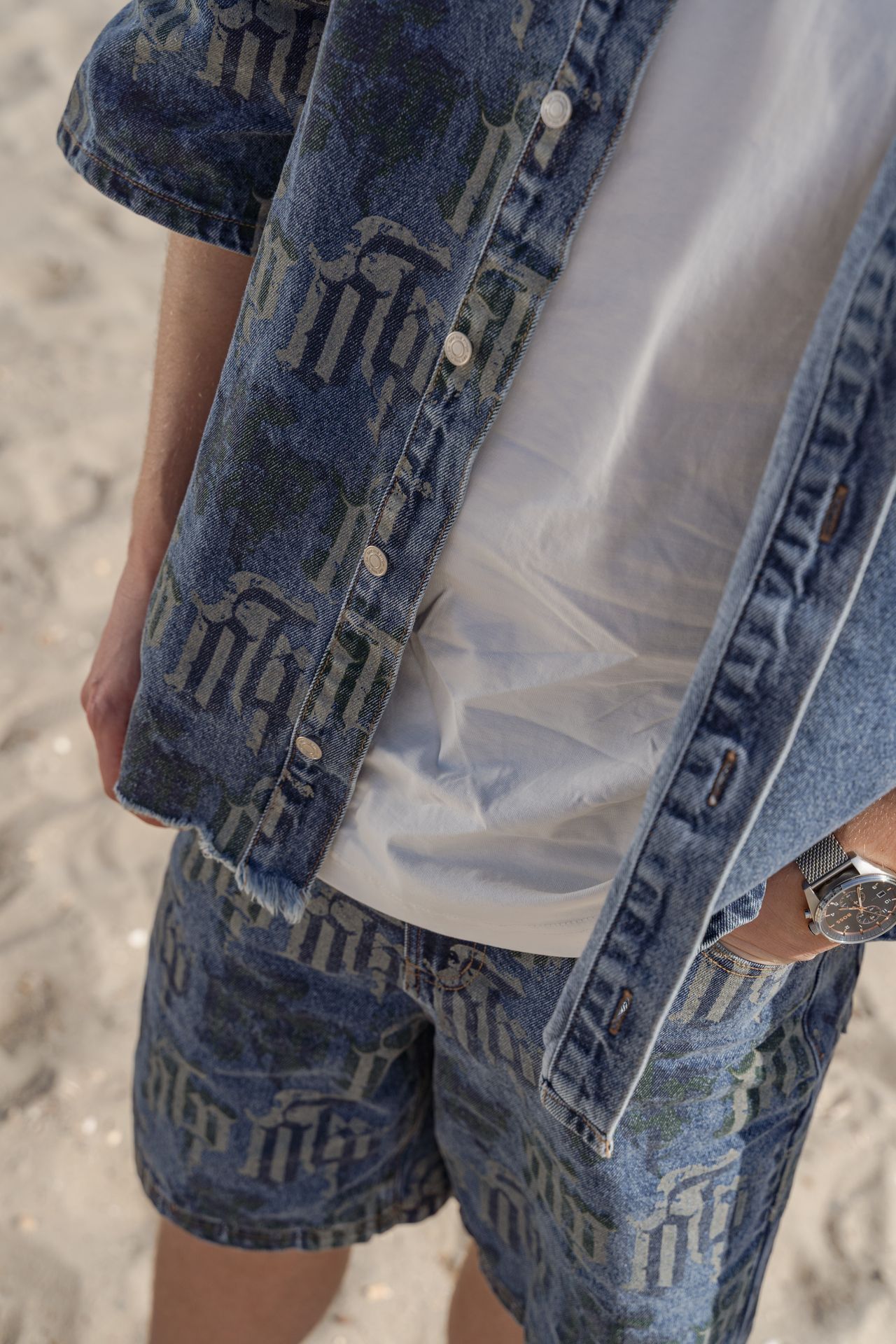 Off The Pitch Fraktur printed denim shirt Stone wash 2900166524076