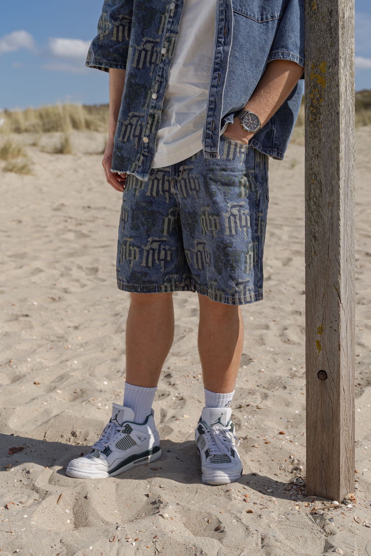 Off The Pitch Fraktur printed denim shirt Stone wash 2900166524076