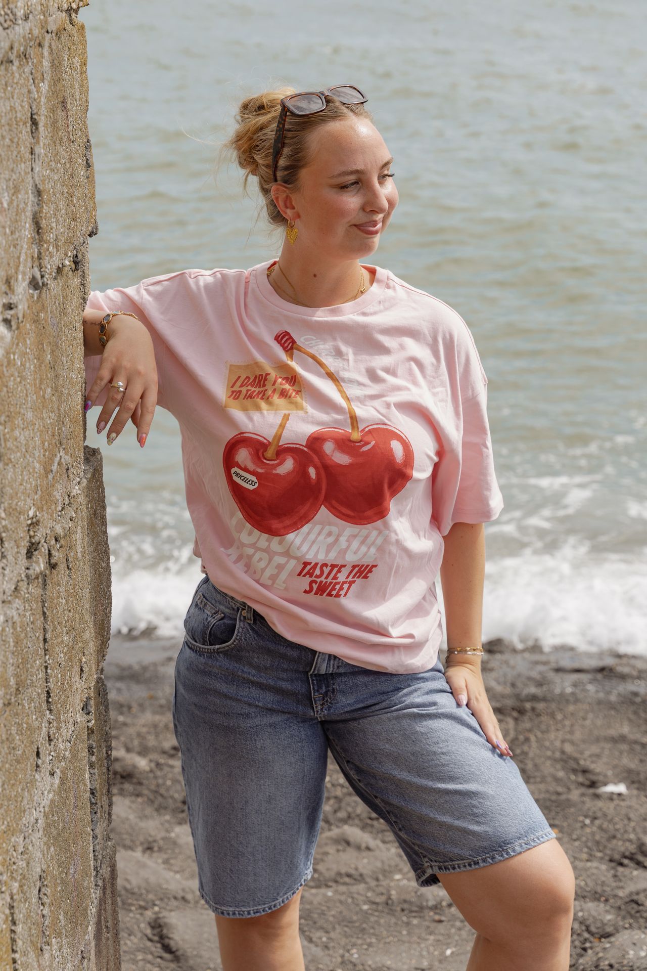 Colourful Rebel Sweet Cherry Oversized Tee 673 fresh pink 2900166745020