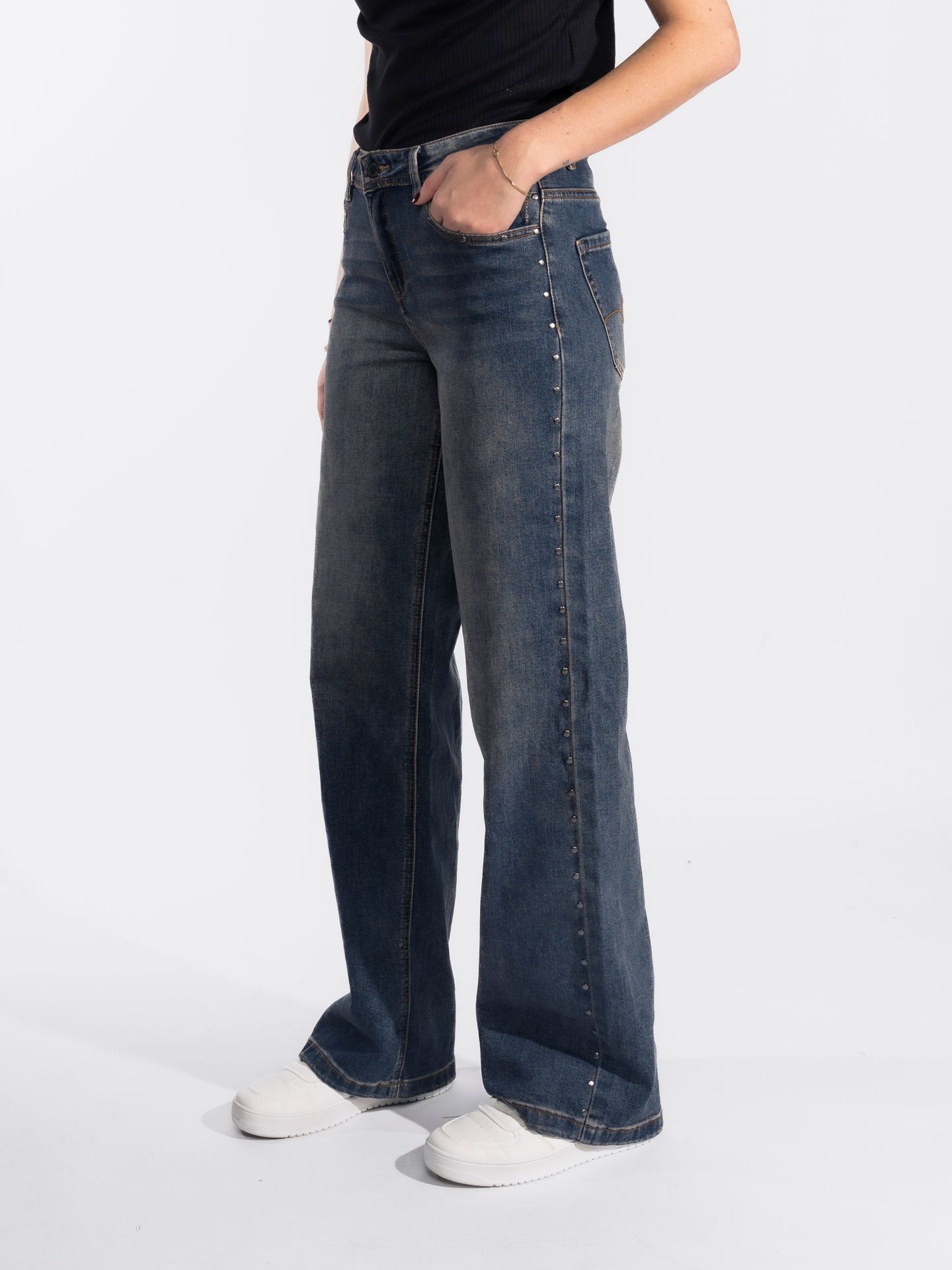 Red Button Colette Studs Vintage Denim440 2900153940056 Red Button Colette Studs Vintage Denim440 2900153940056