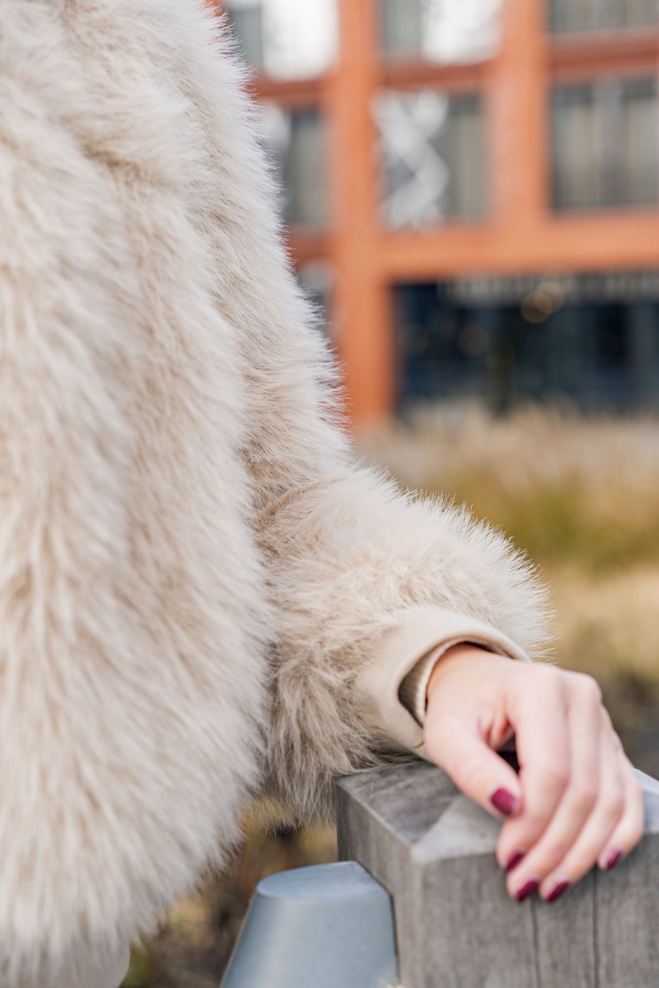 Only ONLMANNY FAUX FUR BOMBER CC OTW Pumice Stone 2900160300010