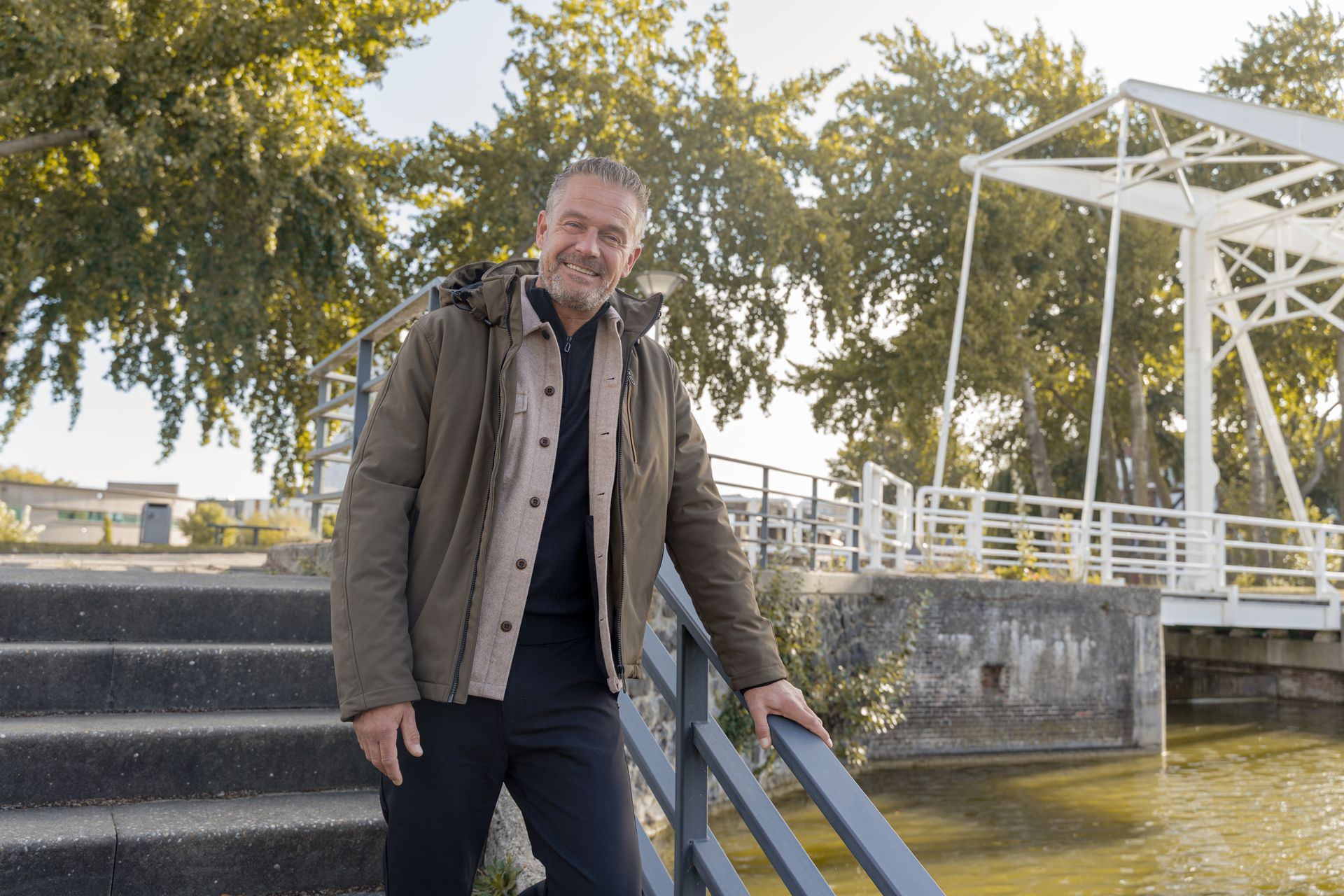 No Excess Jacket Short Fit Hooded Softshell Stretch 044 taupe 2900159451075