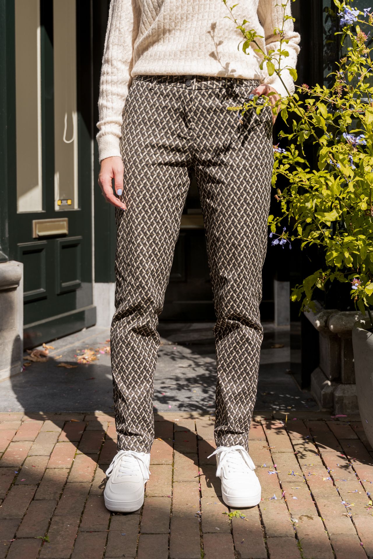 Red Button Diana Graphic Black Multi443 2900153932051