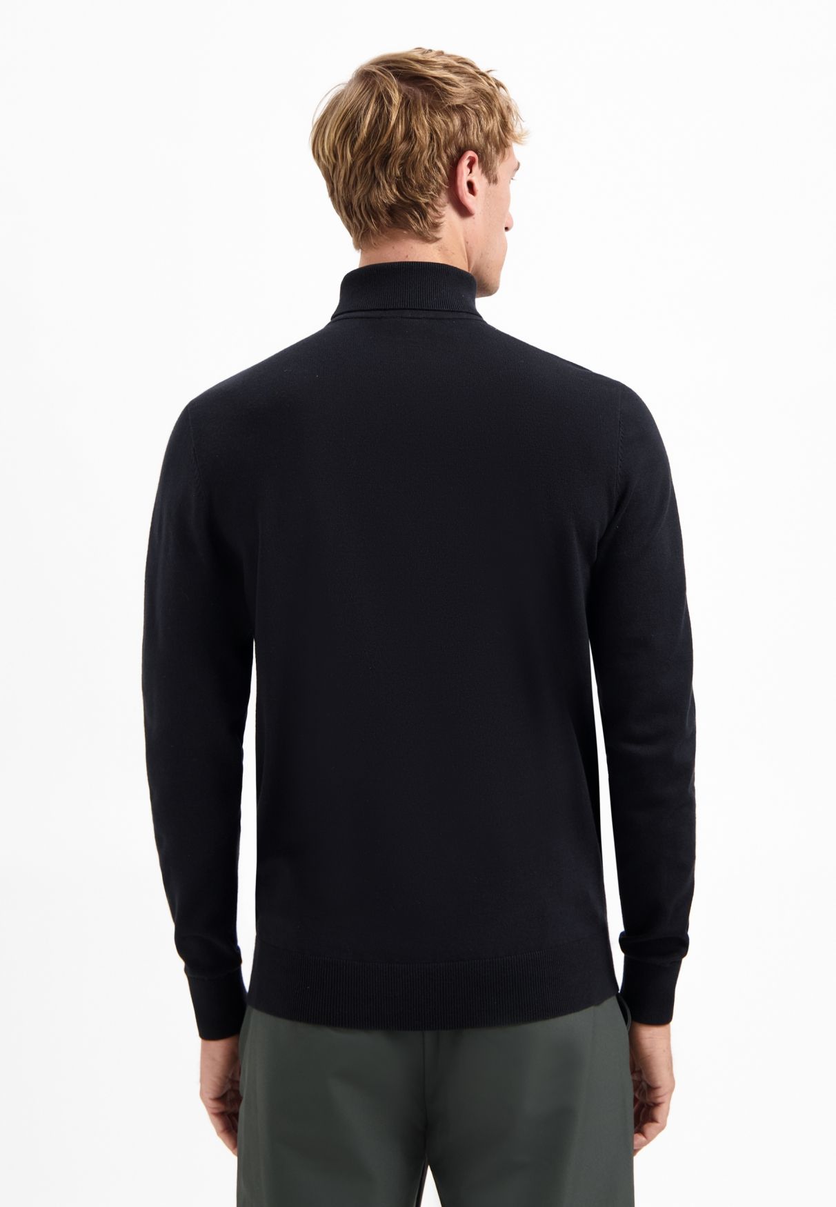 No Excess Pullover Roll Neck 020 black 2900159463085